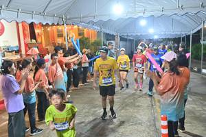 BIB: 1605, 4778
                            <button type="button" onclick="openModal(26241430)" class="btn btn-primary btn-sm float-right btn-popup" data-toggle="modal" data-target=".modal-high-quality">
                        <i class="fas fa-shopping-cart"></i> Add to Cart
                    </button>
                                            <button type="button" onclick="isThisMe(26241430, true)" class="btn btn-success btn-sm float-right btn-popup btn-isme hidden" data-toggle="tooltip" data-placement="bottom" title="นี่คือรูปของคุณใช่ไหม คลิกที่นี่เพื่อเอาเข้าอัลบั้ม">
                        <i class="fas fa-plus"></i> Add to album
                    </button>
                    <button type="button" onclick="isThisMe(26241430, false)" class="btn btn-warning btn-sm float-right btn-popup btn-isnotme hidden">
                        <i class="fas fa-ban"></i> Remove from album
                    </button>