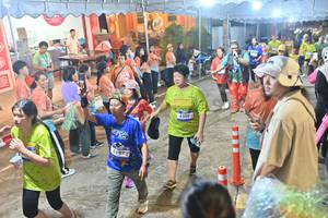 BIB: 3197, 4209
                            <button type="button" onclick="openModal(26252062)" class="btn btn-primary btn-sm float-right btn-popup" data-toggle="modal" data-target=".modal-high-quality">
                        <i class="fas fa-shopping-cart"></i> Add to Cart
                    </button>
                                            <button type="button" onclick="isThisMe(26252062, true)" class="btn btn-success btn-sm float-right btn-popup btn-isme hidden" data-toggle="tooltip" data-placement="bottom" title="นี่คือรูปของคุณใช่ไหม คลิกที่นี่เพื่อเอาเข้าอัลบั้ม">
                        <i class="fas fa-plus"></i> Add to album
                    </button>
                    <button type="button" onclick="isThisMe(26252062, false)" class="btn btn-warning btn-sm float-right btn-popup btn-isnotme hidden">
                        <i class="fas fa-ban"></i> Remove from album
                    </button>