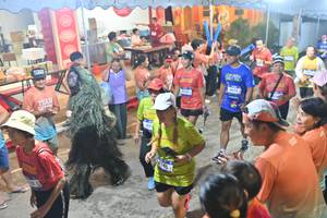 BIB: 40721
                            <button type="button" onclick="openModal(26252872)" class="btn btn-primary btn-sm float-right btn-popup" data-toggle="modal" data-target=".modal-high-quality">
                        <i class="fas fa-shopping-cart"></i> Add to Cart
                    </button>
                                            <button type="button" onclick="isThisMe(26252872, true)" class="btn btn-success btn-sm float-right btn-popup btn-isme hidden" data-toggle="tooltip" data-placement="bottom" title="นี่คือรูปของคุณใช่ไหม คลิกที่นี่เพื่อเอาเข้าอัลบั้ม">
                        <i class="fas fa-plus"></i> Add to album
                    </button>
                    <button type="button" onclick="isThisMe(26252872, false)" class="btn btn-warning btn-sm float-right btn-popup btn-isnotme hidden">
                        <i class="fas fa-ban"></i> Remove from album
                    </button>