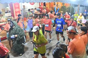 BIB: 646, 073
                            <button type="button" onclick="openModal(26252876)" class="btn btn-primary btn-sm float-right btn-popup" data-toggle="modal" data-target=".modal-high-quality">
                        <i class="fas fa-shopping-cart"></i> Add to Cart
                    </button>
                                            <button type="button" onclick="isThisMe(26252876, true)" class="btn btn-success btn-sm float-right btn-popup btn-isme hidden" data-toggle="tooltip" data-placement="bottom" title="นี่คือรูปของคุณใช่ไหม คลิกที่นี่เพื่อเอาเข้าอัลบั้ม">
                        <i class="fas fa-plus"></i> Add to album
                    </button>
                    <button type="button" onclick="isThisMe(26252876, false)" class="btn btn-warning btn-sm float-right btn-popup btn-isnotme hidden">
                        <i class="fas fa-ban"></i> Remove from album
                    </button>