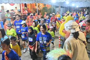 BIB: 4424, 3229, 448
                            <button type="button" onclick="openModal(26251774)" class="btn btn-primary btn-sm float-right btn-popup" data-toggle="modal" data-target=".modal-high-quality">
                        <i class="fas fa-shopping-cart"></i> Add to Cart
                    </button>
                                            <button type="button" onclick="isThisMe(26251774, true)" class="btn btn-success btn-sm float-right btn-popup btn-isme hidden" data-toggle="tooltip" data-placement="bottom" title="นี่คือรูปของคุณใช่ไหม คลิกที่นี่เพื่อเอาเข้าอัลบั้ม">
                        <i class="fas fa-plus"></i> Add to album
                    </button>
                    <button type="button" onclick="isThisMe(26251774, false)" class="btn btn-warning btn-sm float-right btn-popup btn-isnotme hidden">
                        <i class="fas fa-ban"></i> Remove from album
                    </button>