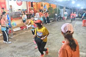 BIB: 4341
                            <button type="button" onclick="openModal(26253643)" class="btn btn-primary btn-sm float-right btn-popup" data-toggle="modal" data-target=".modal-high-quality">
                        <i class="fas fa-shopping-cart"></i> Add to Cart
                    </button>
                                            <button type="button" onclick="isThisMe(26253643, true)" class="btn btn-success btn-sm float-right btn-popup btn-isme hidden" data-toggle="tooltip" data-placement="bottom" title="นี่คือรูปของคุณใช่ไหม คลิกที่นี่เพื่อเอาเข้าอัลบั้ม">
                        <i class="fas fa-plus"></i> Add to album
                    </button>
                    <button type="button" onclick="isThisMe(26253643, false)" class="btn btn-warning btn-sm float-right btn-popup btn-isnotme hidden">
                        <i class="fas fa-ban"></i> Remove from album
                    </button>