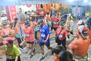 BIB: 3749, 656, 1072, 5569
                            <button type="button" onclick="openModal(26252877)" class="btn btn-primary btn-sm float-right btn-popup" data-toggle="modal" data-target=".modal-high-quality">
                        <i class="fas fa-shopping-cart"></i> Add to Cart
                    </button>
                                            <button type="button" onclick="isThisMe(26252877, true)" class="btn btn-success btn-sm float-right btn-popup btn-isme hidden" data-toggle="tooltip" data-placement="bottom" title="นี่คือรูปของคุณใช่ไหม คลิกที่นี่เพื่อเอาเข้าอัลบั้ม">
                        <i class="fas fa-plus"></i> Add to album
                    </button>
                    <button type="button" onclick="isThisMe(26252877, false)" class="btn btn-warning btn-sm float-right btn-popup btn-isnotme hidden">
                        <i class="fas fa-ban"></i> Remove from album
                    </button>