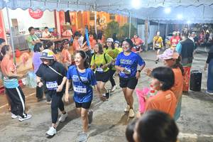 BIB: 3713, 4580
                            <button type="button" onclick="openModal(26253133)" class="btn btn-primary btn-sm float-right btn-popup" data-toggle="modal" data-target=".modal-high-quality">
                        <i class="fas fa-shopping-cart"></i> Add to Cart
                    </button>
                                            <button type="button" onclick="isThisMe(26253133, true)" class="btn btn-success btn-sm float-right btn-popup btn-isme hidden" data-toggle="tooltip" data-placement="bottom" title="นี่คือรูปของคุณใช่ไหม คลิกที่นี่เพื่อเอาเข้าอัลบั้ม">
                        <i class="fas fa-plus"></i> Add to album
                    </button>
                    <button type="button" onclick="isThisMe(26253133, false)" class="btn btn-warning btn-sm float-right btn-popup btn-isnotme hidden">
                        <i class="fas fa-ban"></i> Remove from album
                    </button>