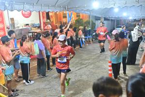 BIB: 4720
                            <button type="button" onclick="openModal(26242080)" class="btn btn-primary btn-sm float-right btn-popup" data-toggle="modal" data-target=".modal-high-quality">
                        <i class="fas fa-shopping-cart"></i> Add to Cart
                    </button>
                                            <button type="button" onclick="isThisMe(26242080, true)" class="btn btn-success btn-sm float-right btn-popup btn-isme hidden" data-toggle="tooltip" data-placement="bottom" title="นี่คือรูปของคุณใช่ไหม คลิกที่นี่เพื่อเอาเข้าอัลบั้ม">
                        <i class="fas fa-plus"></i> Add to album
                    </button>
                    <button type="button" onclick="isThisMe(26242080, false)" class="btn btn-warning btn-sm float-right btn-popup btn-isnotme hidden">
                        <i class="fas fa-ban"></i> Remove from album
                    </button>