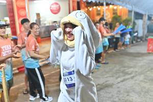 BIB: 3113
                            <button type="button" onclick="openModal(26241506)" class="btn btn-primary btn-sm float-right btn-popup" data-toggle="modal" data-target=".modal-high-quality">
                        <i class="fas fa-shopping-cart"></i> Add to Cart
                    </button>
                                            <button type="button" onclick="isThisMe(26241506, true)" class="btn btn-success btn-sm float-right btn-popup btn-isme hidden" data-toggle="tooltip" data-placement="bottom" title="นี่คือรูปของคุณใช่ไหม คลิกที่นี่เพื่อเอาเข้าอัลบั้ม">
                        <i class="fas fa-plus"></i> Add to album
                    </button>
                    <button type="button" onclick="isThisMe(26241506, false)" class="btn btn-warning btn-sm float-right btn-popup btn-isnotme hidden">
                        <i class="fas fa-ban"></i> Remove from album
                    </button>