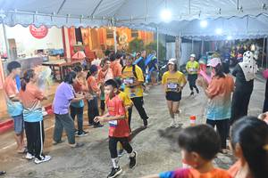 BIB: 3438
                            <button type="button" onclick="openModal(26242398)" class="btn btn-primary btn-sm float-right btn-popup" data-toggle="modal" data-target=".modal-high-quality">
                        <i class="fas fa-shopping-cart"></i> Add to Cart
                    </button>
                                            <button type="button" onclick="isThisMe(26242398, true)" class="btn btn-success btn-sm float-right btn-popup btn-isme hidden" data-toggle="tooltip" data-placement="bottom" title="นี่คือรูปของคุณใช่ไหม คลิกที่นี่เพื่อเอาเข้าอัลบั้ม">
                        <i class="fas fa-plus"></i> Add to album
                    </button>
                    <button type="button" onclick="isThisMe(26242398, false)" class="btn btn-warning btn-sm float-right btn-popup btn-isnotme hidden">
                        <i class="fas fa-ban"></i> Remove from album
                    </button>