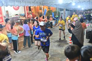 BIB: 4709, 3437
                            <button type="button" onclick="openModal(26242555)" class="btn btn-primary btn-sm float-right btn-popup" data-toggle="modal" data-target=".modal-high-quality">
                        <i class="fas fa-shopping-cart"></i> Add to Cart
                    </button>
                                            <button type="button" onclick="isThisMe(26242555, true)" class="btn btn-success btn-sm float-right btn-popup btn-isme hidden" data-toggle="tooltip" data-placement="bottom" title="นี่คือรูปของคุณใช่ไหม คลิกที่นี่เพื่อเอาเข้าอัลบั้ม">
                        <i class="fas fa-plus"></i> Add to album
                    </button>
                    <button type="button" onclick="isThisMe(26242555, false)" class="btn btn-warning btn-sm float-right btn-popup btn-isnotme hidden">
                        <i class="fas fa-ban"></i> Remove from album
                    </button>