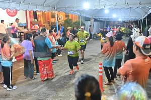 BIB: 4642
                            <button type="button" onclick="openModal(26242948)" class="btn btn-primary btn-sm float-right btn-popup" data-toggle="modal" data-target=".modal-high-quality">
                        <i class="fas fa-shopping-cart"></i> Add to Cart
                    </button>
                                            <button type="button" onclick="isThisMe(26242948, true)" class="btn btn-success btn-sm float-right btn-popup btn-isme hidden" data-toggle="tooltip" data-placement="bottom" title="นี่คือรูปของคุณใช่ไหม คลิกที่นี่เพื่อเอาเข้าอัลบั้ม">
                        <i class="fas fa-plus"></i> Add to album
                    </button>
                    <button type="button" onclick="isThisMe(26242948, false)" class="btn btn-warning btn-sm float-right btn-popup btn-isnotme hidden">
                        <i class="fas fa-ban"></i> Remove from album
                    </button>