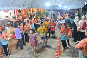 BIB: 
                            <button type="button" onclick="openModal(26243053)" class="btn btn-primary btn-sm float-right btn-popup" data-toggle="modal" data-target=".modal-high-quality">
                        <i class="fas fa-shopping-cart"></i> Add to Cart
                    </button>
                                            <button type="button" onclick="isThisMe(26243053, true)" class="btn btn-success btn-sm float-right btn-popup btn-isme hidden" data-toggle="tooltip" data-placement="bottom" title="นี่คือรูปของคุณใช่ไหม คลิกที่นี่เพื่อเอาเข้าอัลบั้ม">
                        <i class="fas fa-plus"></i> Add to album
                    </button>
                    <button type="button" onclick="isThisMe(26243053, false)" class="btn btn-warning btn-sm float-right btn-popup btn-isnotme hidden">
                        <i class="fas fa-ban"></i> Remove from album
                    </button>