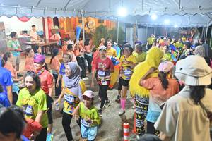 BIB: 5363, 4364, 3321
                            <button type="button" onclick="openModal(26251775)" class="btn btn-primary btn-sm float-right btn-popup" data-toggle="modal" data-target=".modal-high-quality">
                        <i class="fas fa-shopping-cart"></i> Add to Cart
                    </button>
                                            <button type="button" onclick="isThisMe(26251775, true)" class="btn btn-success btn-sm float-right btn-popup btn-isme hidden" data-toggle="tooltip" data-placement="bottom" title="นี่คือรูปของคุณใช่ไหม คลิกที่นี่เพื่อเอาเข้าอัลบั้ม">
                        <i class="fas fa-plus"></i> Add to album
                    </button>
                    <button type="button" onclick="isThisMe(26251775, false)" class="btn btn-warning btn-sm float-right btn-popup btn-isnotme hidden">
                        <i class="fas fa-ban"></i> Remove from album
                    </button>