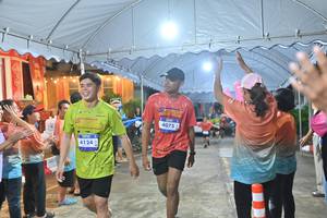 BIB: 4124, 4075
                            <button type="button" onclick="openModal(26240962)" class="btn btn-primary btn-sm float-right btn-popup" data-toggle="modal" data-target=".modal-high-quality">
                        <i class="fas fa-shopping-cart"></i> Add to Cart
                    </button>
                                            <button type="button" onclick="isThisMe(26240962, true)" class="btn btn-success btn-sm float-right btn-popup btn-isme hidden" data-toggle="tooltip" data-placement="bottom" title="นี่คือรูปของคุณใช่ไหม คลิกที่นี่เพื่อเอาเข้าอัลบั้ม">
                        <i class="fas fa-plus"></i> Add to album
                    </button>
                    <button type="button" onclick="isThisMe(26240962, false)" class="btn btn-warning btn-sm float-right btn-popup btn-isnotme hidden">
                        <i class="fas fa-ban"></i> Remove from album
                    </button>