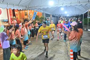 BIB: 4778
                            <button type="button" onclick="openModal(26241440)" class="btn btn-primary btn-sm float-right btn-popup" data-toggle="modal" data-target=".modal-high-quality">
                        <i class="fas fa-shopping-cart"></i> Add to Cart
                    </button>
                                            <button type="button" onclick="isThisMe(26241440, true)" class="btn btn-success btn-sm float-right btn-popup btn-isme hidden" data-toggle="tooltip" data-placement="bottom" title="นี่คือรูปของคุณใช่ไหม คลิกที่นี่เพื่อเอาเข้าอัลบั้ม">
                        <i class="fas fa-plus"></i> Add to album
                    </button>
                    <button type="button" onclick="isThisMe(26241440, false)" class="btn btn-warning btn-sm float-right btn-popup btn-isnotme hidden">
                        <i class="fas fa-ban"></i> Remove from album
                    </button>