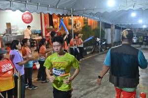 BIB: 4572
                            <button type="button" onclick="openModal(26240389)" class="btn btn-primary btn-sm float-right btn-popup" data-toggle="modal" data-target=".modal-high-quality">
                        <i class="fas fa-shopping-cart"></i> Add to Cart
                    </button>
                                            <button type="button" onclick="isThisMe(26240389, true)" class="btn btn-success btn-sm float-right btn-popup btn-isme hidden" data-toggle="tooltip" data-placement="bottom" title="นี่คือรูปของคุณใช่ไหม คลิกที่นี่เพื่อเอาเข้าอัลบั้ม">
                        <i class="fas fa-plus"></i> Add to album
                    </button>
                    <button type="button" onclick="isThisMe(26240389, false)" class="btn btn-warning btn-sm float-right btn-popup btn-isnotme hidden">
                        <i class="fas fa-ban"></i> Remove from album
                    </button>