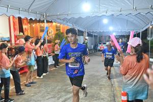 BIB: 4063
                            <button type="button" onclick="openModal(26240675)" class="btn btn-primary btn-sm float-right btn-popup" data-toggle="modal" data-target=".modal-high-quality">
                        <i class="fas fa-shopping-cart"></i> Add to Cart
                    </button>
                                            <button type="button" onclick="isThisMe(26240675, true)" class="btn btn-success btn-sm float-right btn-popup btn-isme hidden" data-toggle="tooltip" data-placement="bottom" title="นี่คือรูปของคุณใช่ไหม คลิกที่นี่เพื่อเอาเข้าอัลบั้ม">
                        <i class="fas fa-plus"></i> Add to album
                    </button>
                    <button type="button" onclick="isThisMe(26240675, false)" class="btn btn-warning btn-sm float-right btn-popup btn-isnotme hidden">
                        <i class="fas fa-ban"></i> Remove from album
                    </button>