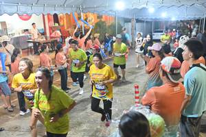 BIB: 3282
                            <button type="button" onclick="openModal(26243225)" class="btn btn-primary btn-sm float-right btn-popup" data-toggle="modal" data-target=".modal-high-quality">
                        <i class="fas fa-shopping-cart"></i> Add to Cart
                    </button>
                                            <button type="button" onclick="isThisMe(26243225, true)" class="btn btn-success btn-sm float-right btn-popup btn-isme hidden" data-toggle="tooltip" data-placement="bottom" title="นี่คือรูปของคุณใช่ไหม คลิกที่นี่เพื่อเอาเข้าอัลบั้ม">
                        <i class="fas fa-plus"></i> Add to album
                    </button>
                    <button type="button" onclick="isThisMe(26243225, false)" class="btn btn-warning btn-sm float-right btn-popup btn-isnotme hidden">
                        <i class="fas fa-ban"></i> Remove from album
                    </button>