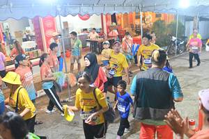 BIB: 347, 4841
                            <button type="button" onclick="openModal(26253584)" class="btn btn-primary btn-sm float-right btn-popup" data-toggle="modal" data-target=".modal-high-quality">
                        <i class="fas fa-shopping-cart"></i> Add to Cart
                    </button>
                                            <button type="button" onclick="isThisMe(26253584, true)" class="btn btn-success btn-sm float-right btn-popup btn-isme hidden" data-toggle="tooltip" data-placement="bottom" title="นี่คือรูปของคุณใช่ไหม คลิกที่นี่เพื่อเอาเข้าอัลบั้ม">
                        <i class="fas fa-plus"></i> Add to album
                    </button>
                    <button type="button" onclick="isThisMe(26253584, false)" class="btn btn-warning btn-sm float-right btn-popup btn-isnotme hidden">
                        <i class="fas fa-ban"></i> Remove from album
                    </button>