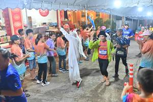 BIB: 3643, 4773
                            <button type="button" onclick="openModal(26242376)" class="btn btn-primary btn-sm float-right btn-popup" data-toggle="modal" data-target=".modal-high-quality">
                        <i class="fas fa-shopping-cart"></i> Add to Cart
                    </button>
                                            <button type="button" onclick="isThisMe(26242376, true)" class="btn btn-success btn-sm float-right btn-popup btn-isme hidden" data-toggle="tooltip" data-placement="bottom" title="นี่คือรูปของคุณใช่ไหม คลิกที่นี่เพื่อเอาเข้าอัลบั้ม">
                        <i class="fas fa-plus"></i> Add to album
                    </button>
                    <button type="button" onclick="isThisMe(26242376, false)" class="btn btn-warning btn-sm float-right btn-popup btn-isnotme hidden">
                        <i class="fas fa-ban"></i> Remove from album
                    </button>