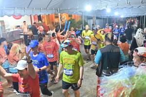 BIB: 1360, 3446, 3931
                            <button type="button" onclick="openModal(26242968)" class="btn btn-primary btn-sm float-right btn-popup" data-toggle="modal" data-target=".modal-high-quality">
                        <i class="fas fa-shopping-cart"></i> Add to Cart
                    </button>
                                            <button type="button" onclick="isThisMe(26242968, true)" class="btn btn-success btn-sm float-right btn-popup btn-isme hidden" data-toggle="tooltip" data-placement="bottom" title="นี่คือรูปของคุณใช่ไหม คลิกที่นี่เพื่อเอาเข้าอัลบั้ม">
                        <i class="fas fa-plus"></i> Add to album
                    </button>
                    <button type="button" onclick="isThisMe(26242968, false)" class="btn btn-warning btn-sm float-right btn-popup btn-isnotme hidden">
                        <i class="fas fa-ban"></i> Remove from album
                    </button>