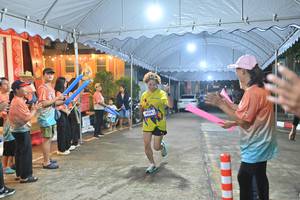 BIB: 4556
                            <button type="button" onclick="openModal(26240793)" class="btn btn-primary btn-sm float-right btn-popup" data-toggle="modal" data-target=".modal-high-quality">
                        <i class="fas fa-shopping-cart"></i> Add to Cart
                    </button>
                                            <button type="button" onclick="isThisMe(26240793, true)" class="btn btn-success btn-sm float-right btn-popup btn-isme hidden" data-toggle="tooltip" data-placement="bottom" title="นี่คือรูปของคุณใช่ไหม คลิกที่นี่เพื่อเอาเข้าอัลบั้ม">
                        <i class="fas fa-plus"></i> Add to album
                    </button>
                    <button type="button" onclick="isThisMe(26240793, false)" class="btn btn-warning btn-sm float-right btn-popup btn-isnotme hidden">
                        <i class="fas fa-ban"></i> Remove from album
                    </button>