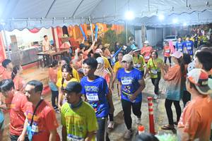 BIB: 1362, 4454
                            <button type="button" onclick="openModal(26243191)" class="btn btn-primary btn-sm float-right btn-popup" data-toggle="modal" data-target=".modal-high-quality">
                        <i class="fas fa-shopping-cart"></i> Add to Cart
                    </button>
                                            <button type="button" onclick="isThisMe(26243191, true)" class="btn btn-success btn-sm float-right btn-popup btn-isme hidden" data-toggle="tooltip" data-placement="bottom" title="นี่คือรูปของคุณใช่ไหม คลิกที่นี่เพื่อเอาเข้าอัลบั้ม">
                        <i class="fas fa-plus"></i> Add to album
                    </button>
                    <button type="button" onclick="isThisMe(26243191, false)" class="btn btn-warning btn-sm float-right btn-popup btn-isnotme hidden">
                        <i class="fas fa-ban"></i> Remove from album
                    </button>