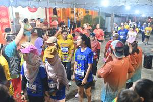 BIB: 3147, 148, 3836, 3341
                            <button type="button" onclick="openModal(26252604)" class="btn btn-primary btn-sm float-right btn-popup" data-toggle="modal" data-target=".modal-high-quality">
                        <i class="fas fa-shopping-cart"></i> Add to Cart
                    </button>
                                            <button type="button" onclick="isThisMe(26252604, true)" class="btn btn-success btn-sm float-right btn-popup btn-isme hidden" data-toggle="tooltip" data-placement="bottom" title="นี่คือรูปของคุณใช่ไหม คลิกที่นี่เพื่อเอาเข้าอัลบั้ม">
                        <i class="fas fa-plus"></i> Add to album
                    </button>
                    <button type="button" onclick="isThisMe(26252604, false)" class="btn btn-warning btn-sm float-right btn-popup btn-isnotme hidden">
                        <i class="fas fa-ban"></i> Remove from album
                    </button>