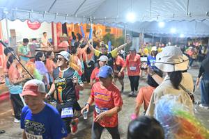 BIB: 437, 3523
                            <button type="button" onclick="openModal(26252286)" class="btn btn-primary btn-sm float-right btn-popup" data-toggle="modal" data-target=".modal-high-quality">
                        <i class="fas fa-shopping-cart"></i> Add to Cart
                    </button>
                                            <button type="button" onclick="isThisMe(26252286, true)" class="btn btn-success btn-sm float-right btn-popup btn-isme hidden" data-toggle="tooltip" data-placement="bottom" title="นี่คือรูปของคุณใช่ไหม คลิกที่นี่เพื่อเอาเข้าอัลบั้ม">
                        <i class="fas fa-plus"></i> Add to album
                    </button>
                    <button type="button" onclick="isThisMe(26252286, false)" class="btn btn-warning btn-sm float-right btn-popup btn-isnotme hidden">
                        <i class="fas fa-ban"></i> Remove from album
                    </button>