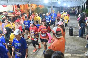 BIB: 782, 3348
                            <button type="button" onclick="openModal(26252823)" class="btn btn-primary btn-sm float-right btn-popup" data-toggle="modal" data-target=".modal-high-quality">
                        <i class="fas fa-shopping-cart"></i> Add to Cart
                    </button>
                                            <button type="button" onclick="isThisMe(26252823, true)" class="btn btn-success btn-sm float-right btn-popup btn-isme hidden" data-toggle="tooltip" data-placement="bottom" title="นี่คือรูปของคุณใช่ไหม คลิกที่นี่เพื่อเอาเข้าอัลบั้ม">
                        <i class="fas fa-plus"></i> Add to album
                    </button>
                    <button type="button" onclick="isThisMe(26252823, false)" class="btn btn-warning btn-sm float-right btn-popup btn-isnotme hidden">
                        <i class="fas fa-ban"></i> Remove from album
                    </button>