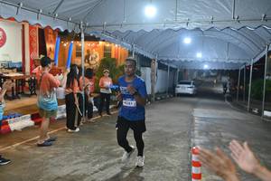 BIB: 4161
                            <button type="button" onclick="openModal(26240244)" class="btn btn-primary btn-sm float-right btn-popup" data-toggle="modal" data-target=".modal-high-quality">
                        <i class="fas fa-shopping-cart"></i> Add to Cart
                    </button>
                                            <button type="button" onclick="isThisMe(26240244, true)" class="btn btn-success btn-sm float-right btn-popup btn-isme hidden" data-toggle="tooltip" data-placement="bottom" title="นี่คือรูปของคุณใช่ไหม คลิกที่นี่เพื่อเอาเข้าอัลบั้ม">
                        <i class="fas fa-plus"></i> Add to album
                    </button>
                    <button type="button" onclick="isThisMe(26240244, false)" class="btn btn-warning btn-sm float-right btn-popup btn-isnotme hidden">
                        <i class="fas fa-ban"></i> Remove from album
                    </button>