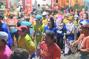 BIB: 3147
                            <button type="button" onclick="openModal(26252583)" class="btn btn-primary btn-sm float-right btn-popup" data-toggle="modal" data-target=".modal-high-quality">
                        <i class="fas fa-shopping-cart"></i> Add to Cart
                    </button>
                                            <button type="button" onclick="isThisMe(26252583, true)" class="btn btn-success btn-sm float-right btn-popup btn-isme hidden" data-toggle="tooltip" data-placement="bottom" title="นี่คือรูปของคุณใช่ไหม คลิกที่นี่เพื่อเอาเข้าอัลบั้ม">
                        <i class="fas fa-plus"></i> Add to album
                    </button>
                    <button type="button" onclick="isThisMe(26252583, false)" class="btn btn-warning btn-sm float-right btn-popup btn-isnotme hidden">
                        <i class="fas fa-ban"></i> Remove from album
                    </button>