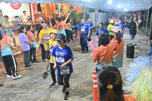 BIB: 3685, 3557
                            <button type="button" onclick="openModal(26252503)" class="btn btn-primary btn-sm float-right btn-popup" data-toggle="modal" data-target=".modal-high-quality">
                        <i class="fas fa-shopping-cart"></i> Add to Cart
                    </button>
                                            <button type="button" onclick="isThisMe(26252503, true)" class="btn btn-success btn-sm float-right btn-popup btn-isme hidden" data-toggle="tooltip" data-placement="bottom" title="นี่คือรูปของคุณใช่ไหม คลิกที่นี่เพื่อเอาเข้าอัลบั้ม">
                        <i class="fas fa-plus"></i> Add to album
                    </button>
                    <button type="button" onclick="isThisMe(26252503, false)" class="btn btn-warning btn-sm float-right btn-popup btn-isnotme hidden">
                        <i class="fas fa-ban"></i> Remove from album
                    </button>