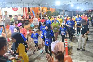 BIB: 3020, 310
                            <button type="button" onclick="openModal(26253529)" class="btn btn-primary btn-sm float-right btn-popup" data-toggle="modal" data-target=".modal-high-quality">
                        <i class="fas fa-shopping-cart"></i> Add to Cart
                    </button>
                                            <button type="button" onclick="isThisMe(26253529, true)" class="btn btn-success btn-sm float-right btn-popup btn-isme hidden" data-toggle="tooltip" data-placement="bottom" title="นี่คือรูปของคุณใช่ไหม คลิกที่นี่เพื่อเอาเข้าอัลบั้ม">
                        <i class="fas fa-plus"></i> Add to album
                    </button>
                    <button type="button" onclick="isThisMe(26253529, false)" class="btn btn-warning btn-sm float-right btn-popup btn-isnotme hidden">
                        <i class="fas fa-ban"></i> Remove from album
                    </button>