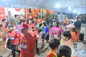 BIB: 4085
                            <button type="button" onclick="openModal(26253217)" class="btn btn-primary btn-sm float-right btn-popup" data-toggle="modal" data-target=".modal-high-quality">
                        <i class="fas fa-shopping-cart"></i> Add to Cart
                    </button>
                                            <button type="button" onclick="isThisMe(26253217, true)" class="btn btn-success btn-sm float-right btn-popup btn-isme hidden" data-toggle="tooltip" data-placement="bottom" title="นี่คือรูปของคุณใช่ไหม คลิกที่นี่เพื่อเอาเข้าอัลบั้ม">
                        <i class="fas fa-plus"></i> Add to album
                    </button>
                    <button type="button" onclick="isThisMe(26253217, false)" class="btn btn-warning btn-sm float-right btn-popup btn-isnotme hidden">
                        <i class="fas fa-ban"></i> Remove from album
                    </button>