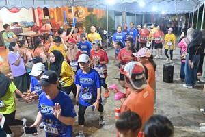 BIB: 501, 782
                            <button type="button" onclick="openModal(26252816)" class="btn btn-primary btn-sm float-right btn-popup" data-toggle="modal" data-target=".modal-high-quality">
                        <i class="fas fa-shopping-cart"></i> Add to Cart
                    </button>
                                            <button type="button" onclick="isThisMe(26252816, true)" class="btn btn-success btn-sm float-right btn-popup btn-isme hidden" data-toggle="tooltip" data-placement="bottom" title="นี่คือรูปของคุณใช่ไหม คลิกที่นี่เพื่อเอาเข้าอัลบั้ม">
                        <i class="fas fa-plus"></i> Add to album
                    </button>
                    <button type="button" onclick="isThisMe(26252816, false)" class="btn btn-warning btn-sm float-right btn-popup btn-isnotme hidden">
                        <i class="fas fa-ban"></i> Remove from album
                    </button>