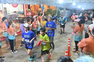 BIB: 3717, 420
                            <button type="button" onclick="openModal(26242711)" class="btn btn-primary btn-sm float-right btn-popup" data-toggle="modal" data-target=".modal-high-quality">
                        <i class="fas fa-shopping-cart"></i> Add to Cart
                    </button>
                                            <button type="button" onclick="isThisMe(26242711, true)" class="btn btn-success btn-sm float-right btn-popup btn-isme hidden" data-toggle="tooltip" data-placement="bottom" title="นี่คือรูปของคุณใช่ไหม คลิกที่นี่เพื่อเอาเข้าอัลบั้ม">
                        <i class="fas fa-plus"></i> Add to album
                    </button>
                    <button type="button" onclick="isThisMe(26242711, false)" class="btn btn-warning btn-sm float-right btn-popup btn-isnotme hidden">
                        <i class="fas fa-ban"></i> Remove from album
                    </button>