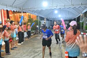 BIB: 3499
                            <button type="button" onclick="openModal(26240679)" class="btn btn-primary btn-sm float-right btn-popup" data-toggle="modal" data-target=".modal-high-quality">
                        <i class="fas fa-shopping-cart"></i> Add to Cart
                    </button>
                                            <button type="button" onclick="isThisMe(26240679, true)" class="btn btn-success btn-sm float-right btn-popup btn-isme hidden" data-toggle="tooltip" data-placement="bottom" title="นี่คือรูปของคุณใช่ไหม คลิกที่นี่เพื่อเอาเข้าอัลบั้ม">
                        <i class="fas fa-plus"></i> Add to album
                    </button>
                    <button type="button" onclick="isThisMe(26240679, false)" class="btn btn-warning btn-sm float-right btn-popup btn-isnotme hidden">
                        <i class="fas fa-ban"></i> Remove from album
                    </button>