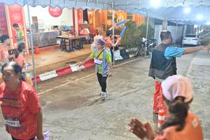 BIB: 489
                            <button type="button" onclick="openModal(26253716)" class="btn btn-primary btn-sm float-right btn-popup" data-toggle="modal" data-target=".modal-high-quality">
                        <i class="fas fa-shopping-cart"></i> Add to Cart
                    </button>
                                            <button type="button" onclick="isThisMe(26253716, true)" class="btn btn-success btn-sm float-right btn-popup btn-isme hidden" data-toggle="tooltip" data-placement="bottom" title="นี่คือรูปของคุณใช่ไหม คลิกที่นี่เพื่อเอาเข้าอัลบั้ม">
                        <i class="fas fa-plus"></i> Add to album
                    </button>
                    <button type="button" onclick="isThisMe(26253716, false)" class="btn btn-warning btn-sm float-right btn-popup btn-isnotme hidden">
                        <i class="fas fa-ban"></i> Remove from album
                    </button>