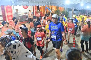 BIB: 3061, 037
                            <button type="button" onclick="openModal(26243170)" class="btn btn-primary btn-sm float-right btn-popup" data-toggle="modal" data-target=".modal-high-quality">
                        <i class="fas fa-shopping-cart"></i> Add to Cart
                    </button>
                                            <button type="button" onclick="isThisMe(26243170, true)" class="btn btn-success btn-sm float-right btn-popup btn-isme hidden" data-toggle="tooltip" data-placement="bottom" title="นี่คือรูปของคุณใช่ไหม คลิกที่นี่เพื่อเอาเข้าอัลบั้ม">
                        <i class="fas fa-plus"></i> Add to album
                    </button>
                    <button type="button" onclick="isThisMe(26243170, false)" class="btn btn-warning btn-sm float-right btn-popup btn-isnotme hidden">
                        <i class="fas fa-ban"></i> Remove from album
                    </button>