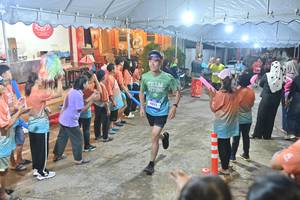 BIB: 
                            <button type="button" onclick="openModal(26241957)" class="btn btn-primary btn-sm float-right btn-popup" data-toggle="modal" data-target=".modal-high-quality">
                        <i class="fas fa-shopping-cart"></i> Add to Cart
                    </button>
                                            <button type="button" onclick="isThisMe(26241957, true)" class="btn btn-success btn-sm float-right btn-popup btn-isme hidden" data-toggle="tooltip" data-placement="bottom" title="นี่คือรูปของคุณใช่ไหม คลิกที่นี่เพื่อเอาเข้าอัลบั้ม">
                        <i class="fas fa-plus"></i> Add to album
                    </button>
                    <button type="button" onclick="isThisMe(26241957, false)" class="btn btn-warning btn-sm float-right btn-popup btn-isnotme hidden">
                        <i class="fas fa-ban"></i> Remove from album
                    </button>