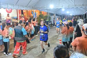 BIB: 911
                            <button type="button" onclick="openModal(26242924)" class="btn btn-primary btn-sm float-right btn-popup" data-toggle="modal" data-target=".modal-high-quality">
                        <i class="fas fa-shopping-cart"></i> Add to Cart
                    </button>
                                            <button type="button" onclick="isThisMe(26242924, true)" class="btn btn-success btn-sm float-right btn-popup btn-isme hidden" data-toggle="tooltip" data-placement="bottom" title="นี่คือรูปของคุณใช่ไหม คลิกที่นี่เพื่อเอาเข้าอัลบั้ม">
                        <i class="fas fa-plus"></i> Add to album
                    </button>
                    <button type="button" onclick="isThisMe(26242924, false)" class="btn btn-warning btn-sm float-right btn-popup btn-isnotme hidden">
                        <i class="fas fa-ban"></i> Remove from album
                    </button>