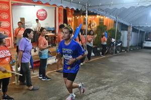 BIB: 3301
                            <button type="button" onclick="openModal(26240106)" class="btn btn-primary btn-sm float-right btn-popup" data-toggle="modal" data-target=".modal-high-quality">
                        <i class="fas fa-shopping-cart"></i> Add to Cart
                    </button>
                                            <button type="button" onclick="isThisMe(26240106, true)" class="btn btn-success btn-sm float-right btn-popup btn-isme hidden" data-toggle="tooltip" data-placement="bottom" title="นี่คือรูปของคุณใช่ไหม คลิกที่นี่เพื่อเอาเข้าอัลบั้ม">
                        <i class="fas fa-plus"></i> Add to album
                    </button>
                    <button type="button" onclick="isThisMe(26240106, false)" class="btn btn-warning btn-sm float-right btn-popup btn-isnotme hidden">
                        <i class="fas fa-ban"></i> Remove from album
                    </button>