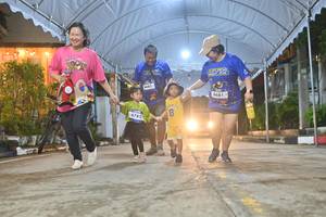 BIB: 4782, 4681
                            <button type="button" onclick="openModal(26253865)" class="btn btn-primary btn-sm float-right btn-popup" data-toggle="modal" data-target=".modal-high-quality">
                        <i class="fas fa-shopping-cart"></i> Add to Cart
                    </button>
                                            <button type="button" onclick="isThisMe(26253865, true)" class="btn btn-success btn-sm float-right btn-popup btn-isme hidden" data-toggle="tooltip" data-placement="bottom" title="นี่คือรูปของคุณใช่ไหม คลิกที่นี่เพื่อเอาเข้าอัลบั้ม">
                        <i class="fas fa-plus"></i> Add to album
                    </button>
                    <button type="button" onclick="isThisMe(26253865, false)" class="btn btn-warning btn-sm float-right btn-popup btn-isnotme hidden">
                        <i class="fas fa-ban"></i> Remove from album
                    </button>