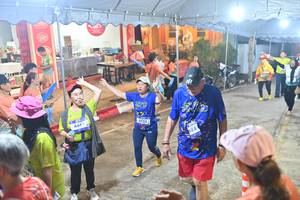 BIB: 4441, 3733, 4881
                            <button type="button" onclick="openModal(26253677)" class="btn btn-primary btn-sm float-right btn-popup" data-toggle="modal" data-target=".modal-high-quality">
                        <i class="fas fa-shopping-cart"></i> Add to Cart
                    </button>
                                            <button type="button" onclick="isThisMe(26253677, true)" class="btn btn-success btn-sm float-right btn-popup btn-isme hidden" data-toggle="tooltip" data-placement="bottom" title="นี่คือรูปของคุณใช่ไหม คลิกที่นี่เพื่อเอาเข้าอัลบั้ม">
                        <i class="fas fa-plus"></i> Add to album
                    </button>
                    <button type="button" onclick="isThisMe(26253677, false)" class="btn btn-warning btn-sm float-right btn-popup btn-isnotme hidden">
                        <i class="fas fa-ban"></i> Remove from album
                    </button>