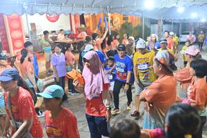 BIB: 4316, 4038
                            <button type="button" onclick="openModal(26252663)" class="btn btn-primary btn-sm float-right btn-popup" data-toggle="modal" data-target=".modal-high-quality">
                        <i class="fas fa-shopping-cart"></i> Add to Cart
                    </button>
                                            <button type="button" onclick="isThisMe(26252663, true)" class="btn btn-success btn-sm float-right btn-popup btn-isme hidden" data-toggle="tooltip" data-placement="bottom" title="นี่คือรูปของคุณใช่ไหม คลิกที่นี่เพื่อเอาเข้าอัลบั้ม">
                        <i class="fas fa-plus"></i> Add to album
                    </button>
                    <button type="button" onclick="isThisMe(26252663, false)" class="btn btn-warning btn-sm float-right btn-popup btn-isnotme hidden">
                        <i class="fas fa-ban"></i> Remove from album
                    </button>