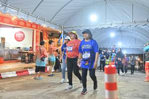 BIB: 4238, 4155
                            <button type="button" onclick="openModal(26253813)" class="btn btn-primary btn-sm float-right btn-popup" data-toggle="modal" data-target=".modal-high-quality">
                        <i class="fas fa-shopping-cart"></i> Add to Cart
                    </button>
                                            <button type="button" onclick="isThisMe(26253813, true)" class="btn btn-success btn-sm float-right btn-popup btn-isme hidden" data-toggle="tooltip" data-placement="bottom" title="นี่คือรูปของคุณใช่ไหม คลิกที่นี่เพื่อเอาเข้าอัลบั้ม">
                        <i class="fas fa-plus"></i> Add to album
                    </button>
                    <button type="button" onclick="isThisMe(26253813, false)" class="btn btn-warning btn-sm float-right btn-popup btn-isnotme hidden">
                        <i class="fas fa-ban"></i> Remove from album
                    </button>