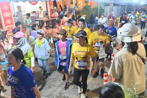 BIB: 571, 4320
                            <button type="button" onclick="openModal(26252196)" class="btn btn-primary btn-sm float-right btn-popup" data-toggle="modal" data-target=".modal-high-quality">
                        <i class="fas fa-shopping-cart"></i> Add to Cart
                    </button>
                                            <button type="button" onclick="isThisMe(26252196, true)" class="btn btn-success btn-sm float-right btn-popup btn-isme hidden" data-toggle="tooltip" data-placement="bottom" title="นี่คือรูปของคุณใช่ไหม คลิกที่นี่เพื่อเอาเข้าอัลบั้ม">
                        <i class="fas fa-plus"></i> Add to album
                    </button>
                    <button type="button" onclick="isThisMe(26252196, false)" class="btn btn-warning btn-sm float-right btn-popup btn-isnotme hidden">
                        <i class="fas fa-ban"></i> Remove from album
                    </button>