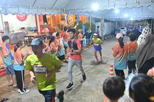 BIB: 4206
                            <button type="button" onclick="openModal(26242619)" class="btn btn-primary btn-sm float-right btn-popup" data-toggle="modal" data-target=".modal-high-quality">
                        <i class="fas fa-shopping-cart"></i> Add to Cart
                    </button>
                                            <button type="button" onclick="isThisMe(26242619, true)" class="btn btn-success btn-sm float-right btn-popup btn-isme hidden" data-toggle="tooltip" data-placement="bottom" title="นี่คือรูปของคุณใช่ไหม คลิกที่นี่เพื่อเอาเข้าอัลบั้ม">
                        <i class="fas fa-plus"></i> Add to album
                    </button>
                    <button type="button" onclick="isThisMe(26242619, false)" class="btn btn-warning btn-sm float-right btn-popup btn-isnotme hidden">
                        <i class="fas fa-ban"></i> Remove from album
                    </button>