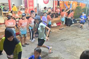 BIB: 795
                            <button type="button" onclick="openModal(26253464)" class="btn btn-primary btn-sm float-right btn-popup" data-toggle="modal" data-target=".modal-high-quality">
                        <i class="fas fa-shopping-cart"></i> Add to Cart
                    </button>
                                            <button type="button" onclick="isThisMe(26253464, true)" class="btn btn-success btn-sm float-right btn-popup btn-isme hidden" data-toggle="tooltip" data-placement="bottom" title="นี่คือรูปของคุณใช่ไหม คลิกที่นี่เพื่อเอาเข้าอัลบั้ม">
                        <i class="fas fa-plus"></i> Add to album
                    </button>
                    <button type="button" onclick="isThisMe(26253464, false)" class="btn btn-warning btn-sm float-right btn-popup btn-isnotme hidden">
                        <i class="fas fa-ban"></i> Remove from album
                    </button>