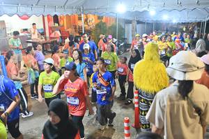 BIB: 43733, 3204
                            <button type="button" onclick="openModal(26251763)" class="btn btn-primary btn-sm float-right btn-popup" data-toggle="modal" data-target=".modal-high-quality">
                        <i class="fas fa-shopping-cart"></i> Add to Cart
                    </button>
                                            <button type="button" onclick="isThisMe(26251763, true)" class="btn btn-success btn-sm float-right btn-popup btn-isme hidden" data-toggle="tooltip" data-placement="bottom" title="นี่คือรูปของคุณใช่ไหม คลิกที่นี่เพื่อเอาเข้าอัลบั้ม">
                        <i class="fas fa-plus"></i> Add to album
                    </button>
                    <button type="button" onclick="isThisMe(26251763, false)" class="btn btn-warning btn-sm float-right btn-popup btn-isnotme hidden">
                        <i class="fas fa-ban"></i> Remove from album
                    </button>