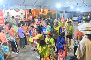 BIB: 103, 4570, 136
                            <button type="button" onclick="openModal(26252061)" class="btn btn-primary btn-sm float-right btn-popup" data-toggle="modal" data-target=".modal-high-quality">
                        <i class="fas fa-shopping-cart"></i> Add to Cart
                    </button>
                                            <button type="button" onclick="isThisMe(26252061, true)" class="btn btn-success btn-sm float-right btn-popup btn-isme hidden" data-toggle="tooltip" data-placement="bottom" title="นี่คือรูปของคุณใช่ไหม คลิกที่นี่เพื่อเอาเข้าอัลบั้ม">
                        <i class="fas fa-plus"></i> Add to album
                    </button>
                    <button type="button" onclick="isThisMe(26252061, false)" class="btn btn-warning btn-sm float-right btn-popup btn-isnotme hidden">
                        <i class="fas fa-ban"></i> Remove from album
                    </button>